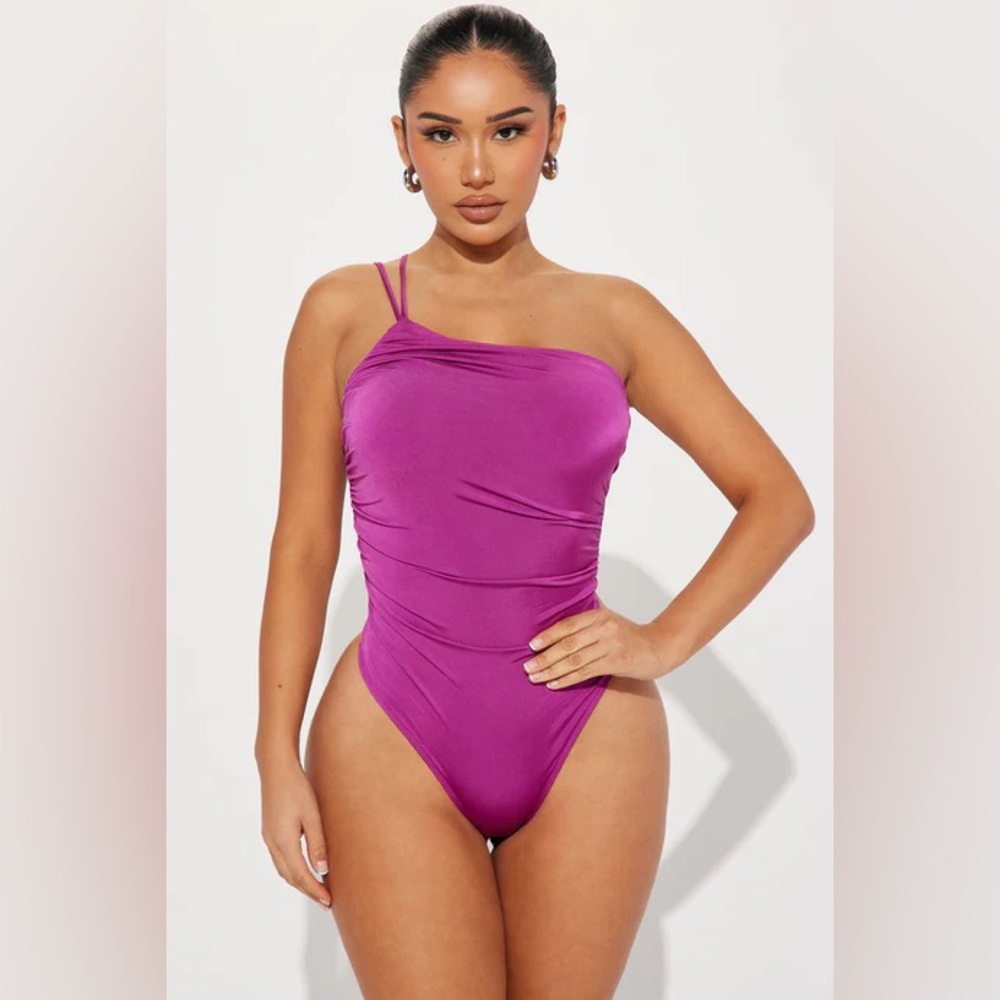 Fashion Nova Purple One-Shoulder Bodysuit